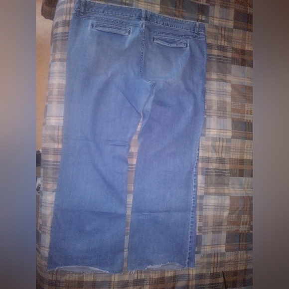 Mossimo Jeans - Picture 8 of 9